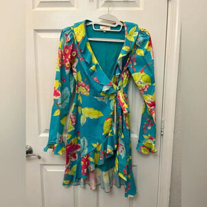 ! Rococo Sand wrap dress small